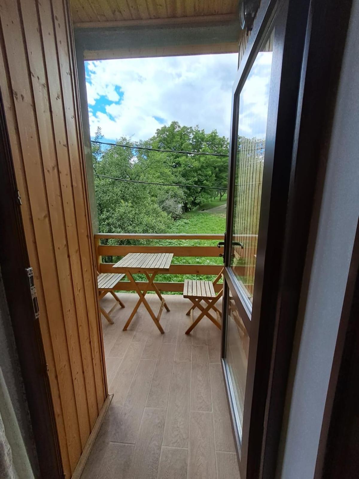 Guest House Kaldani メスティア エクステリア 写真