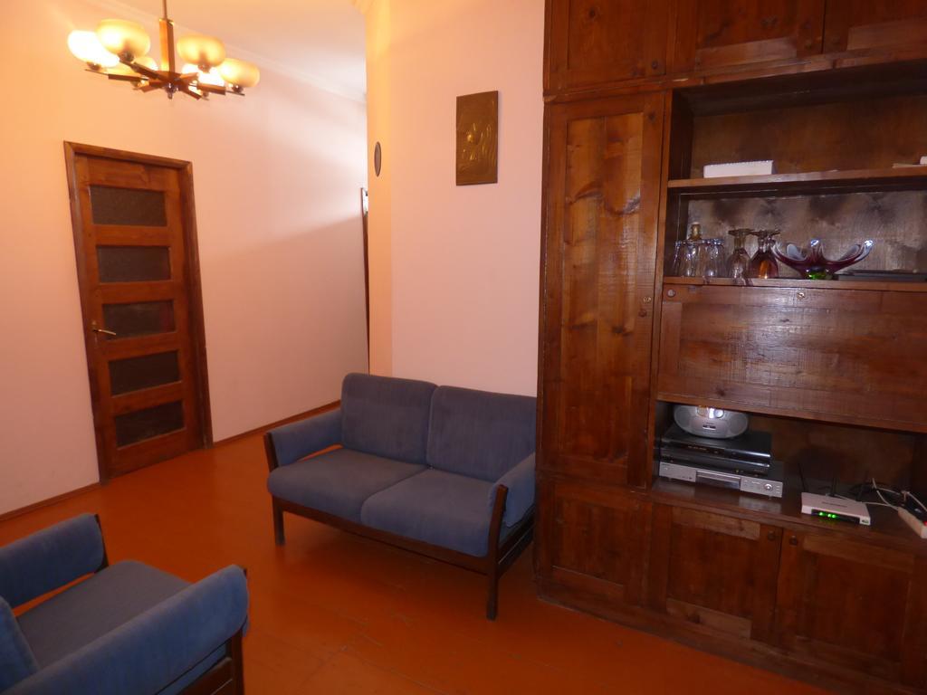 Guest House Kaldani メスティア エクステリア 写真