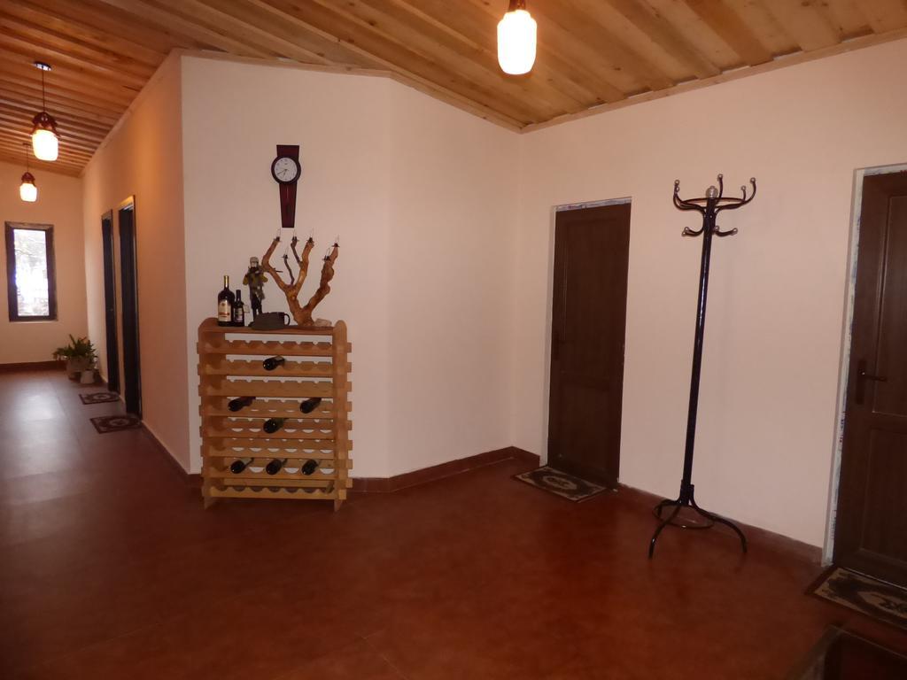 Guest House Kaldani メスティア エクステリア 写真
